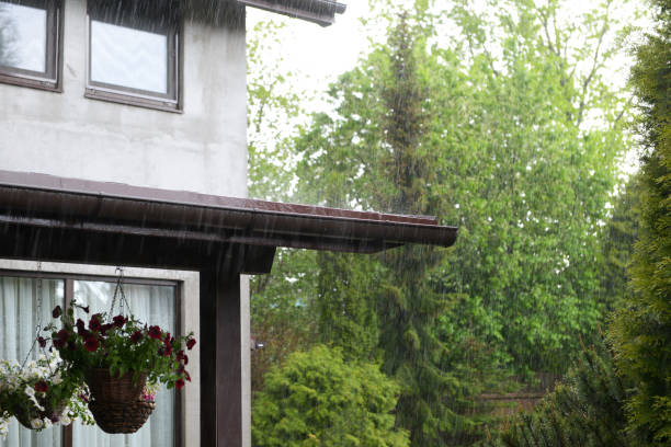istock downpour in the garden 1400848500