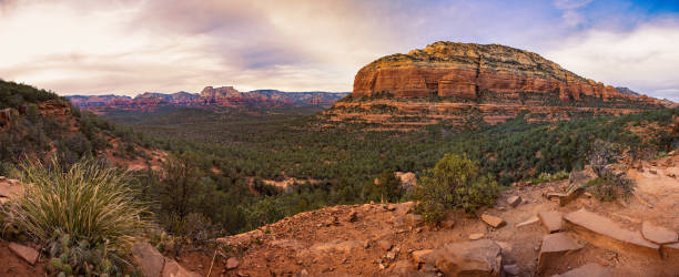 istock Hiking in Sedona at Sunset 1400858125