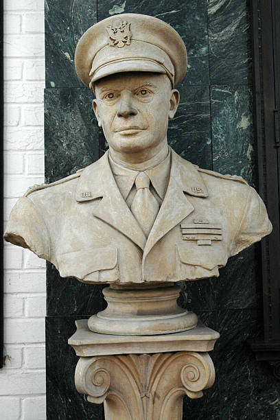 General Eisenhower Bust A bust of General Dwight Eisenhower in Gettysburgh, PA. military statues stock pictures, royalty-free photos & images
