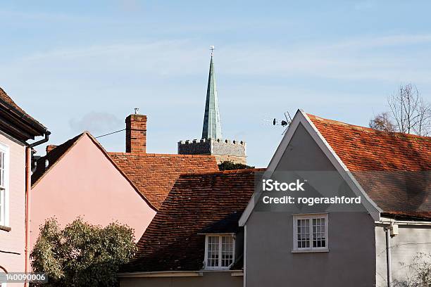 Foto de Village Horizonte Com Uma Igreja Campanário e mais fotos de stock de Aldeia - Aldeia, Antigo, Antiguidade