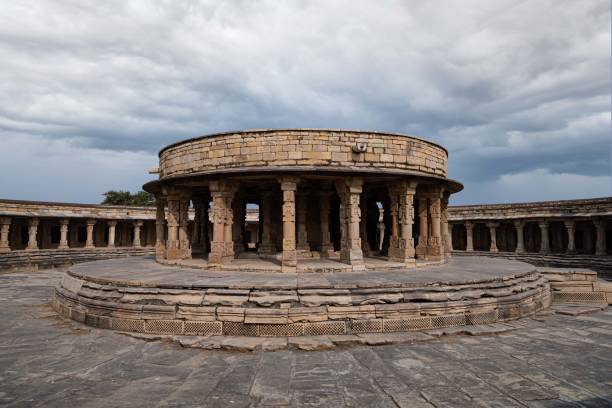 istock Chausath Yogini Temple, Mitaoli, Madhya Pradesh 1400985052