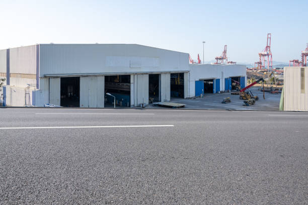istock An empty road and buildings on the wharf 1401006684