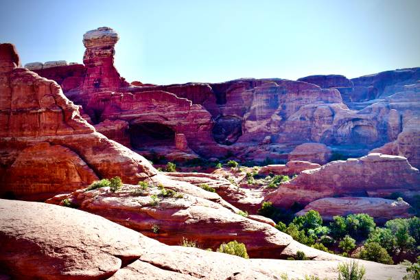 istock The Beauty of Bryce Canyon Monuments 1401034737