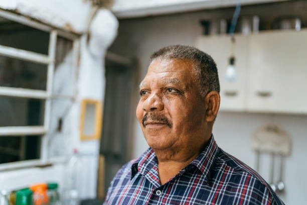 istock Portrait of an elderly man at home 1401076414