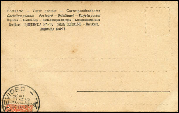 pusta pocztówka w stylu vintage wysłana z montevideo w urugwaju w 1905 roku, bardzo dobre historyczne tło usług pocztowych, może być używana do dowolnego użytku w każdej sytuacji historycznej. - 1920s style postcard old paper zdjęcia i obrazy z banku zdjęć