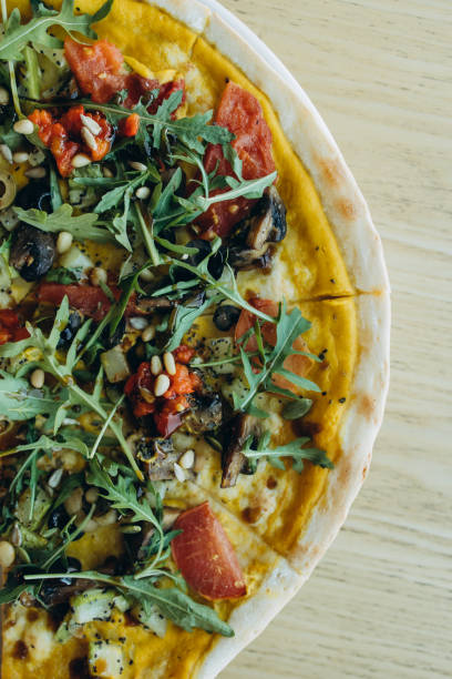 istock Half of a vegetarian pizza 1401134680