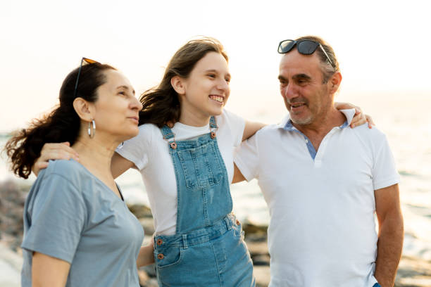 istock Smiling happy family 1401139299