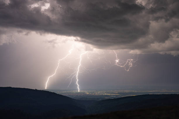 istock Lightning strikes during a summer thunderstorm in the northern Black Forest in the district of Rastatt 1401199314