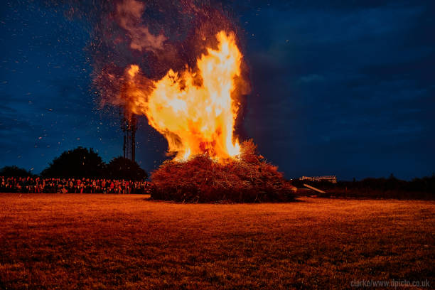 istock The Queen’s Platinum Jubilee Beacon in Shipston on Stour 1401223983