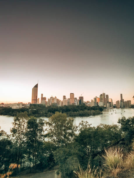 brisbane skyline at dusk