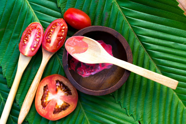 istock Orange and red  color compare with raw food 1401280764