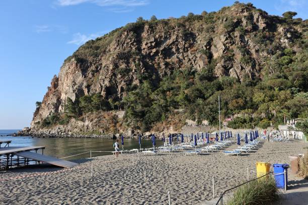 istock Ischia - San Montano Beach 1401281926