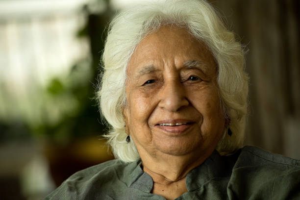 istock Clos-up of old woman 1401285461