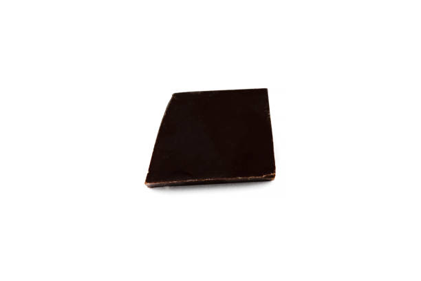 istock one piece of dark chocolate 1401350695