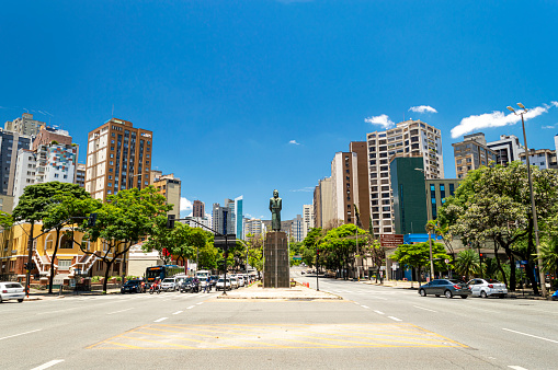 Belo Horizonte. Minas Gerais. Brasil. Outubro 27, 2021. Tiradentes Square. Statue of the martyr of the independence of Brazil. Beautiful blue sky. Traffic.