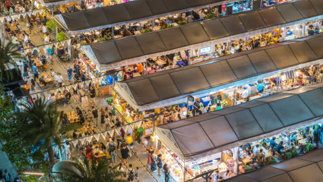 Time-lapse  of The crowd at street food night market