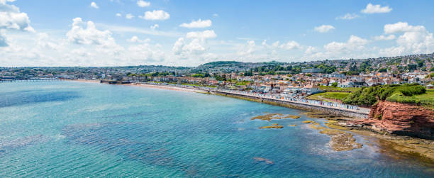 istock Preston Sands to Paignton coastline 1401378549