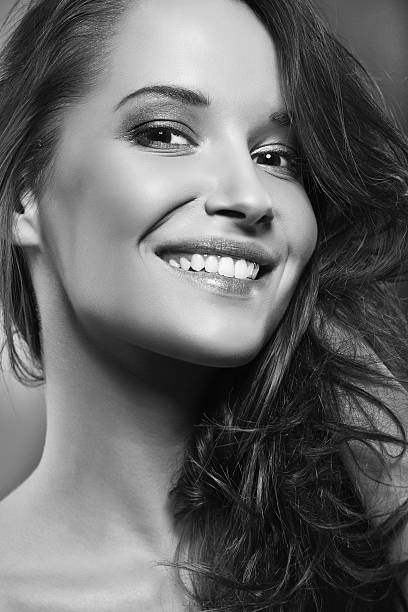istock Beautiful young woman 140138936