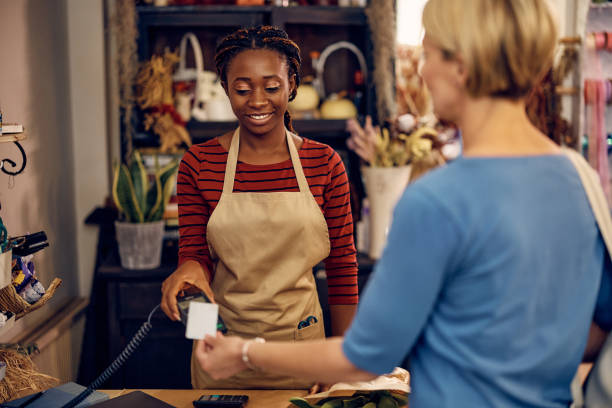 istock Contactless payment at flower shop! 1401398115