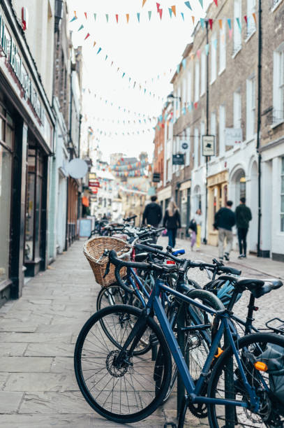 istock Lots of bikes in Cambridge city centre 1401405871