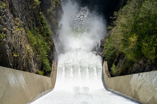 Grand Coulee Dam flowing at a very high level.