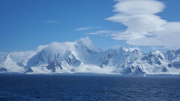 istock Half Moon Island Antarctica 1401447186