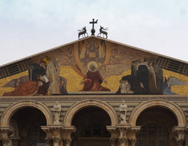 iglesia de todas las naciones - mount of olives fotografías e imágenes de stock