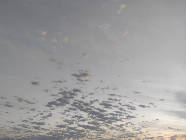 雲のある夕空 - 5553 ストックフォトと画像