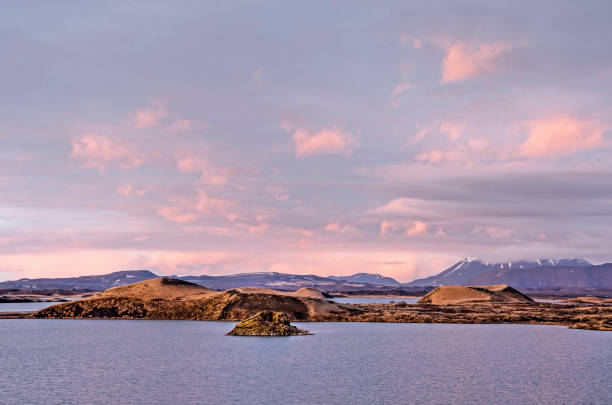 istock Sunset sky over lake Myvatn 1401498320