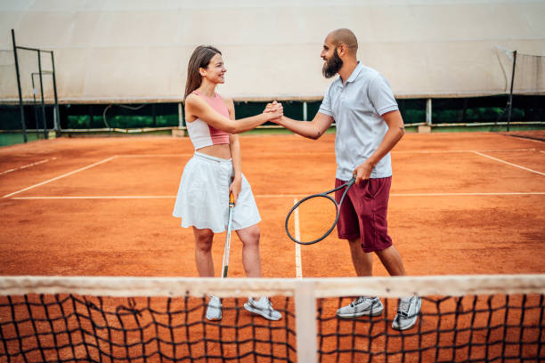 istock Greeting after tennis match 1401527589