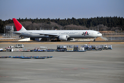 Narita, Chiba Prefecture, Japan: Narita International Airport (Tokyo Narita - NRT) - Japan Airlines (JAL) Boeing 777-346 (ER) cn 32436 taxiing before take off. Japan Airlines is Japan's flag carrier, headquartered in Shinagawa, Tokyo.