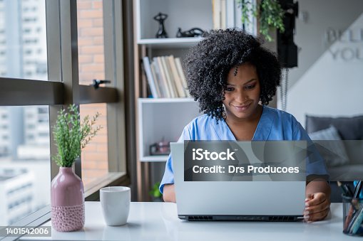 istock Nurse in consultation by video call 1401542006