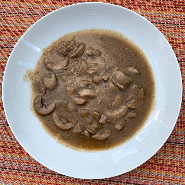 istock Freshly prepared sour kidneys 1401561565