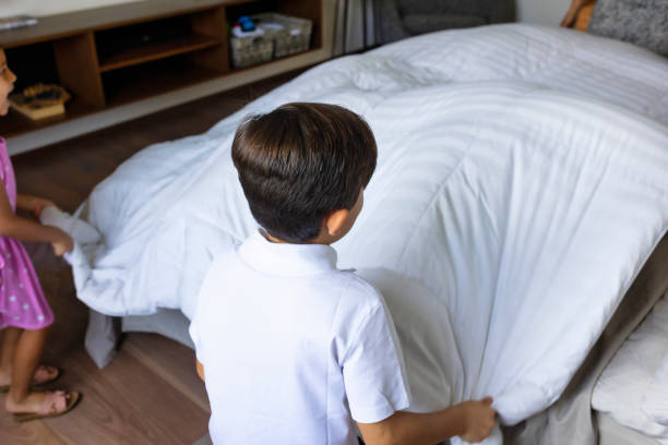 istock Children helping with household chores. 1401636530