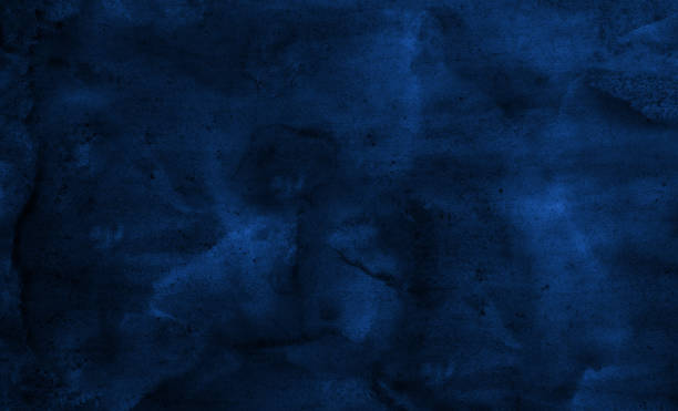 aquarelle abstraite bleu noir. fond d’art bleu foncé avec espace pour le design. spot, tache. - fond bleu photos et images de collection