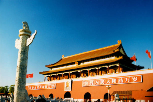 istock Tiananmen Rostrum and Huabiao 1401681038