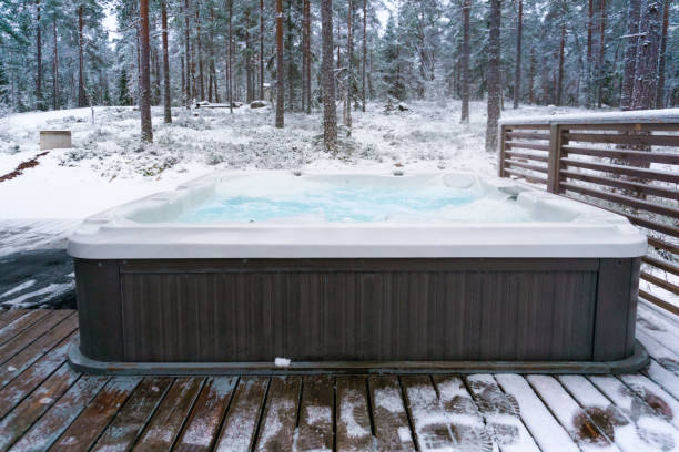 istock Modern outdoor hot tub in winter 1401687445