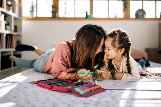 mamusia kocha cię najbardziej - homework child mother parent zdjęcia i obrazy z banku zdjęć