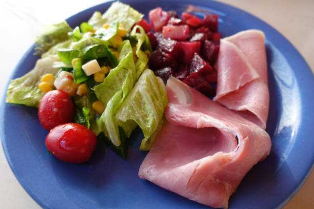 Grilled turkey salad with vegetable