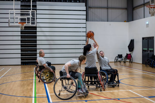 istock Competing Basketball Teams 1401717765