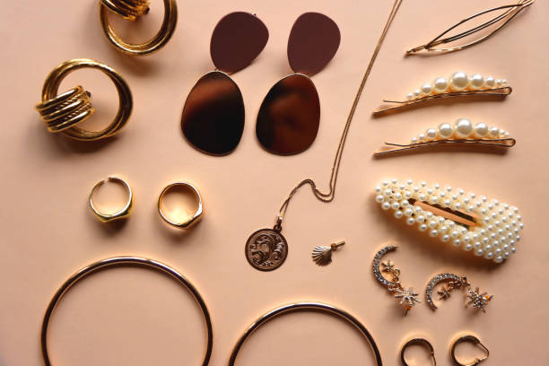 istock Various Gold Jewelry 1401724829