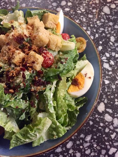 istock Healthy Fresh Salad 1401730169