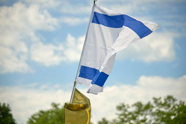 istock Israeli and defence force flags. 1401741658