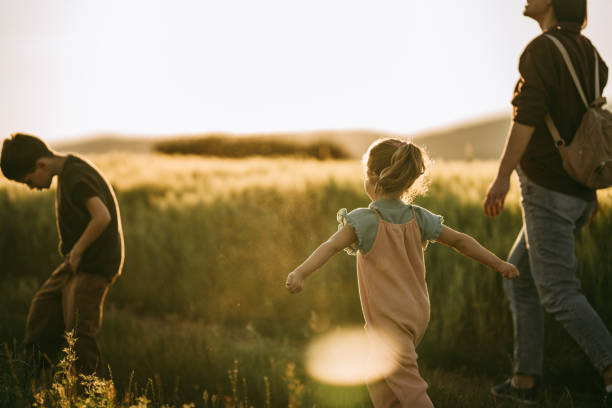 istock Family in nature 1401819303