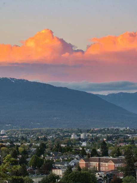 istock Vancouver, a Green City at Magic Hour 1401821219
