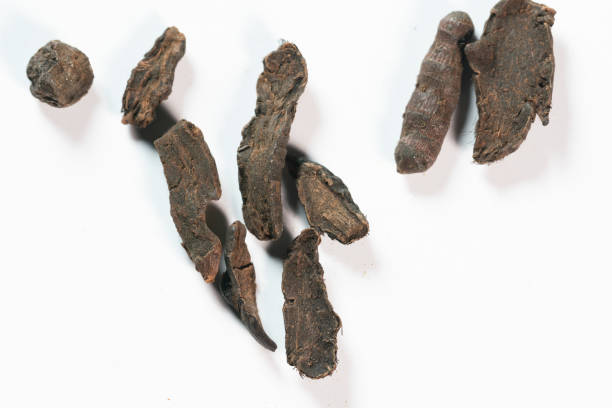 istock chinese medicine rhizoma cyperi on white background 1401844989