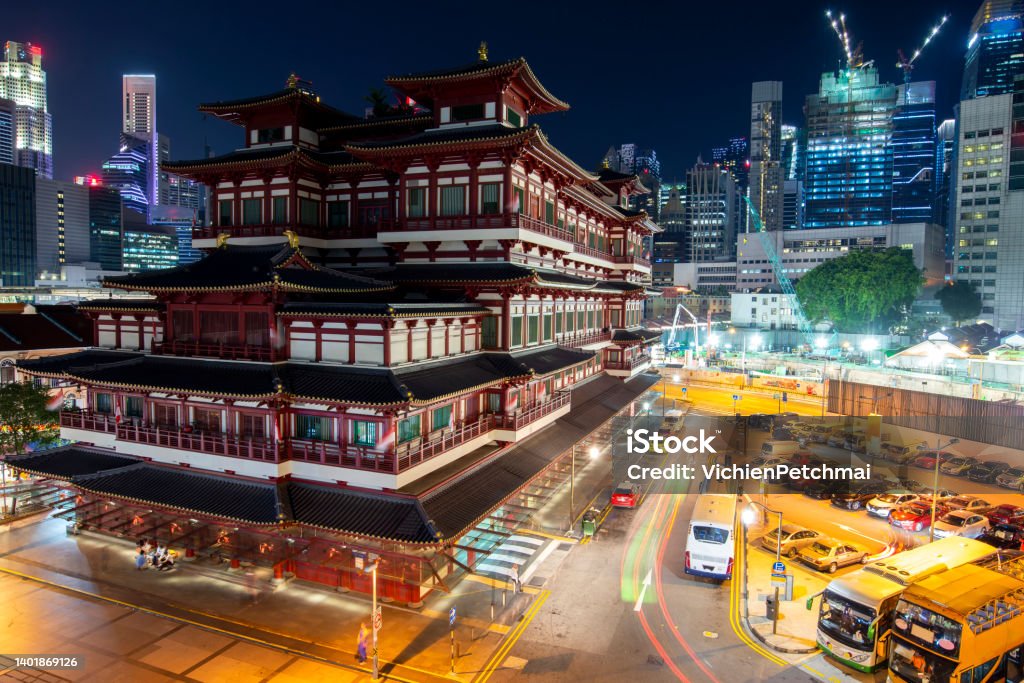 SINGAPORE - July 29 2017: Front gate of the Buddha Tooth Relic Temple, Singapore. Singapore Stock Photo