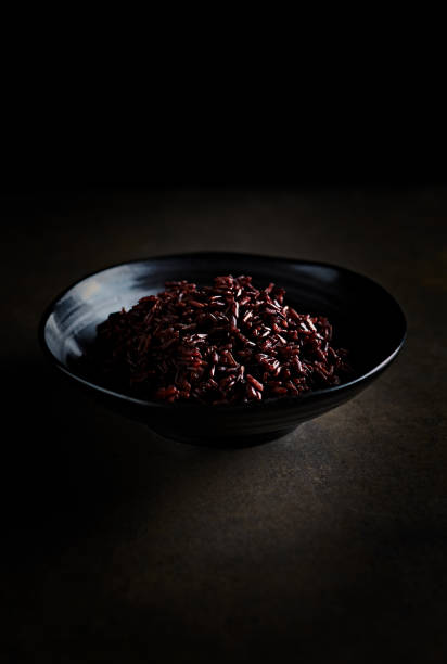 istock Bowl of cooked black rice 1401880035