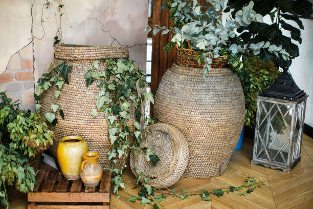 Vintage details in rustic style at a wedding party