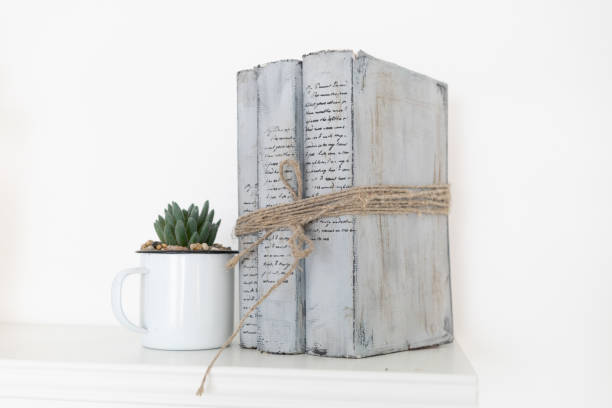 istock Loft-style books on the shelf 1401910846